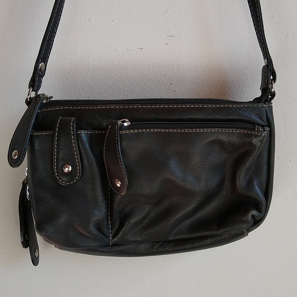 ili Genuine Leather Multi Compartment Crossbody Bag Leopard Interior Black - Picture 3 of 7